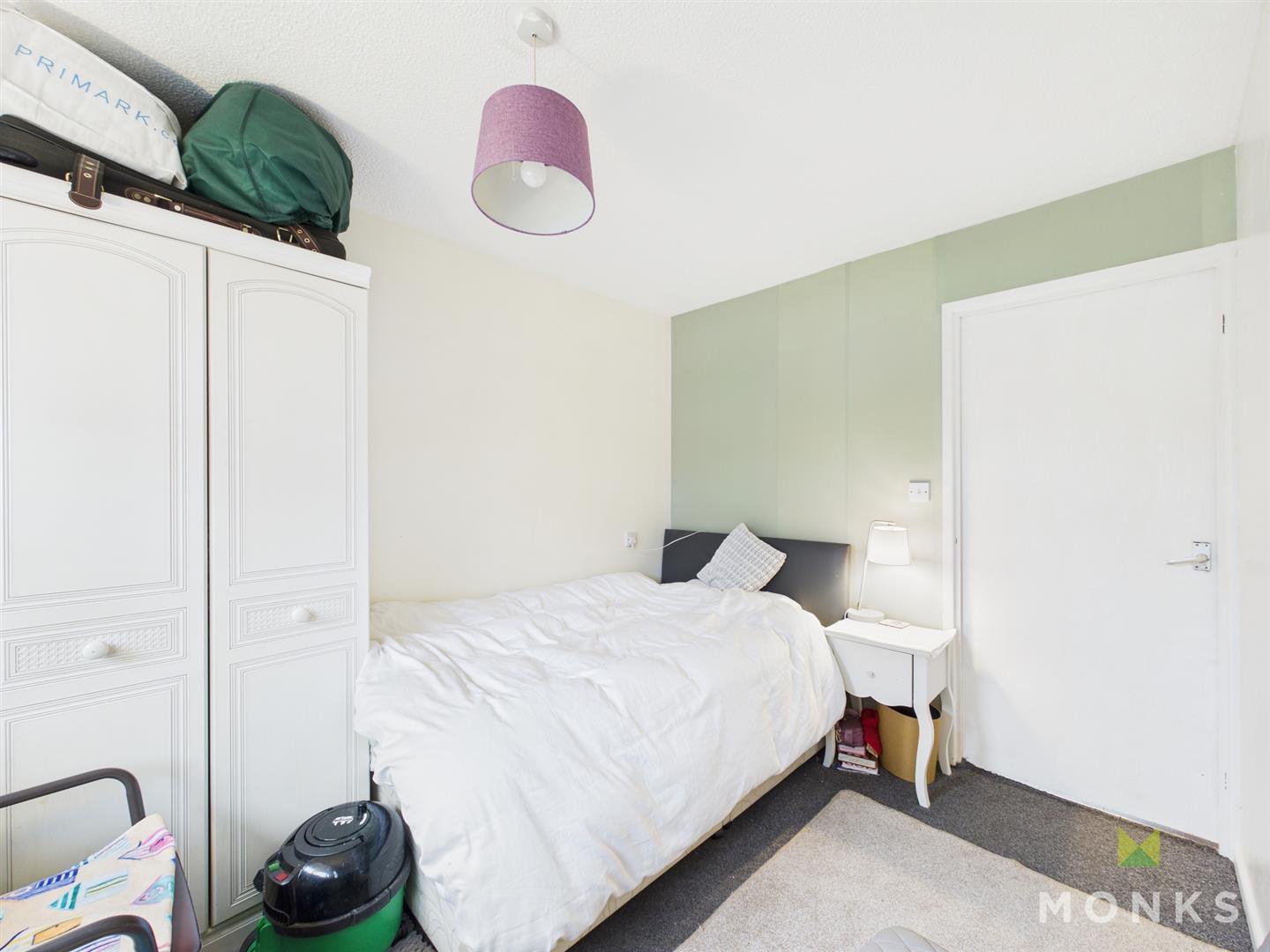 7 Llys Court, Oswestry, SY11 2UY SSTC